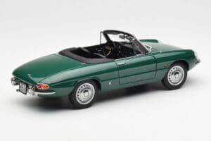 Alfa Romeo Duetto Spider Grün AUTOart 1:18 70138 Druckguss — Bild 3 von 8