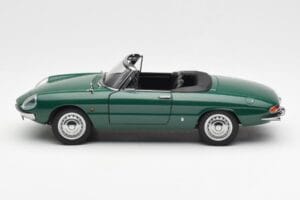 Alfa Romeo Duetto Spider Grün AUTOart 1:18 70138 Druckguss — Bild 4 von 8