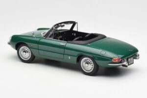 Alfa Romeo Duetto Spider Grün AUTOart 1:18 70138 Druckguss — Bild 7 von 8