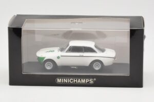 Alfa Romeo Giulia 1300 GTA Junior Weiß Minichamps 1:43 400120601 Druckguss — Bild 3 von 3