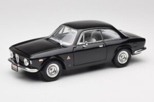 Alfa Romeo Giulia Sprint GTA Schwarz Road Signature 1:18 92348 Druckguss