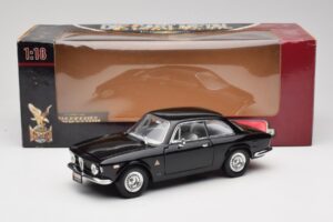 Alfa Romeo Giulia Sprint GTA Schwarz Road Signature 1:18 92348 Druckguss — Bild 8 von 8