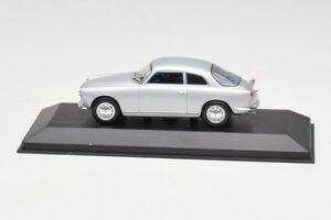Alfa Romeo Giulietta Sprint Silber Minichamps 1:43 400120400 Druckguss