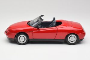 Alfa Romeo Spider 916 Alfa Rot Maisto 1:18 50278 Druckguss — Bild 4 von 8