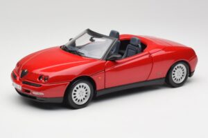 Alfa Romeo Spider 916 Alfa Rot Maisto 1:18 50278 Druckguss