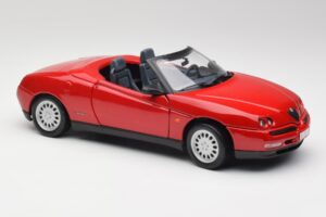 Alfa Romeo Spider 916 Alfa Rot Maisto 1:18 50278 Druckguss — Bild 6 von 8