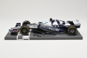 AlphaTauri AT03 #10 P. Gasly Bahrain GP 2022 Minichamps 1:18 117220110 Druckguss