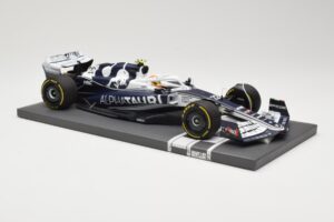 AlphaTauri AT03 #22 Y. Tsunoda Bahrain GP 2022 Minichamps 1:18 117220122 Druckguss — Bild 4 von 6