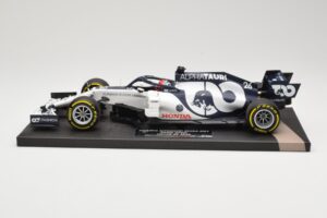 AlphaTauri Honda AT01 #26 D. Kvyat Italian GP 2020 Minichamps 1:18 117200826 Druckguss