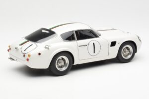 Aston Martin DB4 GT Zagato #1 24 Hours of Le Mans 1961 CMC 1:18 M-139 Druckguss — Bild 2 von 6