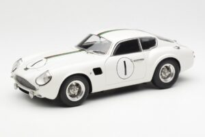 Aston Martin DB4 GT Zagato #1 24 Hours of Le Mans 1961 CMC 1:18 M-139 Druckguss