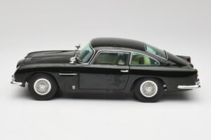 Aston Martin DB5 California Salbeigrün Chrono 1:18 H1001 Druckguss — Bild 4 von 8