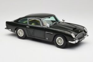 Aston Martin DB5 California Salbeigrün Chrono 1:18 H1001 Druckguss — Bild 6 von 8