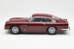 Aston Martin DB5 Dubonnet Rot AUTOart 1:18 70213 Druckguss — Bild 4 von 8