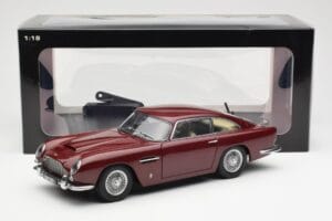 Aston Martin DB5 Dubonnet Rot AUTOart 1:18 70213 Druckguss — Bild 8 von 8