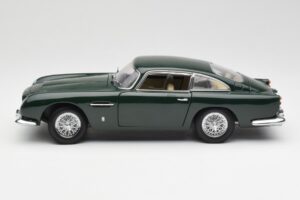Aston Martin DB5 RHD Grün AUTOart 1:18 70024 Druckguss — Bild 4 von 8