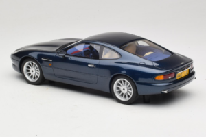 Aston Martin DB7 Mendip Blue Cult Models 1:18 CML187-3 Resin — Bild 5 von 6