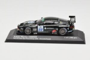 Aston Martin DBRS9 #22 Barwell Motorsport A. Needell FIA GT3 European Championship Spa 2006 Minichamps 1:43 400061322 Druckgu
