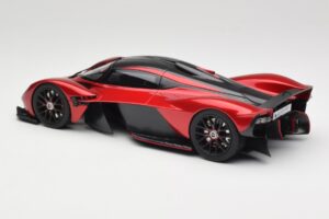 Aston Martin Valkyrie AMR Pro Hyper Red TopSpeed 1:18 TS0539 Druckguss — Bild 5 von 6