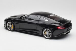 Aston Martin Vanquish Onyx Schwarz AUTOart 1:18 70247 Druckguss — Bild 7 von 8