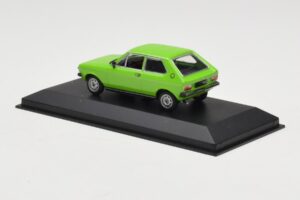 Audi 50 Hellgrün Minichamps 1:43 940010400 Druckguss — Bild 3 von 4