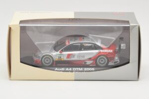 Audi A4 B6 #19 Sonax F. Stippler Joest Racing DTM 2005 Minichamps 1:43 5020500803 Druckguss — Bild 4 von 4