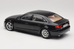 Audi A4L B8 Schwarz Paudi 1:18 AUDI012 Druckguss — Bild 7 von 8