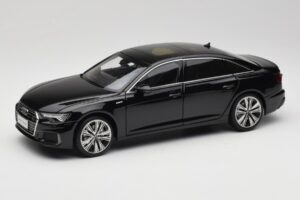 Audi A6L C8 Schwarz Paudi Model 1:18 42499 Druckguss