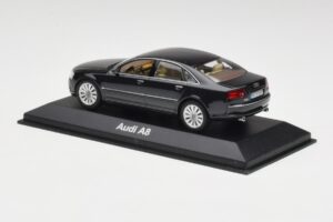 Audi A8 D3 Phantom Schwarz Minichamps 1:43 5010508133 Druckguss — Bild 3 von 4