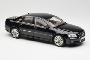 Audi A8 D3 W12 Schwarz Kyosho 1:18 09212BK Druckguss — Bild 6 von 8