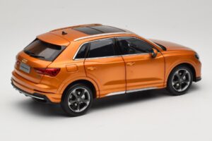 Audi Q3 F3 Orange Metallic Paudi Model 1:18 05962Q32019 Druckguss — Bild 3 von 8