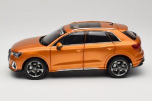 Audi Q3 F3 Orange Metallic Paudi Model 1:18 05962Q32019 Druckguss — Bild 4 von 8
