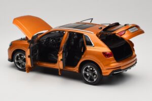 Audi Q3 F3 Orange Metallic Paudi Model 1:18 05962Q32019 Druckguss — Bild 5 von 8