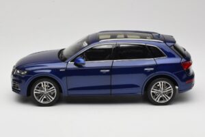 Audi Q5L FY Blau Paudi Model 1:18 33729 Druckguss — Bild 4 von 8