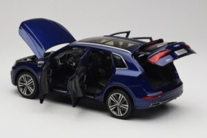 Audi Q5L FY Blau Paudi Model 1:18 33729 Druckguss — Bild 5 von 8