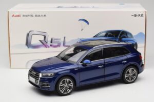 Audi Q5L FY Blau Paudi Model 1:18 33729 Druckguss — Bild 8 von 8