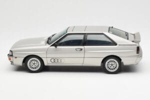 Audi Quattro LWB Silber AUTOart 1:18 70303 Druckguss — Bild 4 von 8