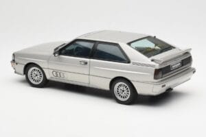 Audi Quattro LWB Silber AUTOart 1:18 70303 Druckguss — Bild 7 von 8