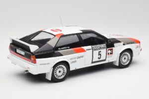 Audi Quattro #5 H. Mikkola / A. Hertz 1000 Lakes Rally 1982 IXO 1:18 18RMC094B Druckguss — Bild 2 von 6