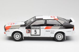 Audi Quattro #5 H. Mikkola / A. Hertz 1000 Lakes Rally 1982 IXO 1:18 18RMC094B Druckguss — Bild 3 von 6