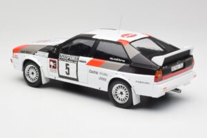 Audi Quattro #5 H. Mikkola / A. Hertz 1000 Lakes Rally 1982 IXO 1:18 18RMC094B Druckguss — Bild 5 von 6