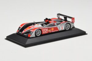 Audi R10 TDI LMP1 #3 L. Luhr / A. Premat / M. Rockenfeller 24 Hours of Le Mans 2008 Minichamps 1:43 400089903 Druckguss — Bild 2 von 4