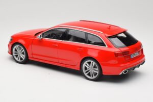Audi RS6 C7 Avant Rot Minichamps 1:18 110012011 Druckguss — Bild 7 von 8