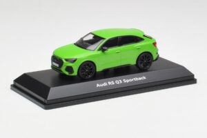 Audi RSQ3 F3 Sportback Grün Minichamps 1:43 5012013631 Druckguss — Bild 2 von 4