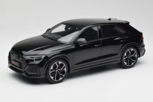 Audi RSQ8 Night Schwarz GT Spirit 1:18 GT305 Resin