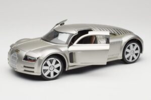 Audi Rosemeyer Silber Maisto 1:18 31625 Druckguss — Bild 2 von 8