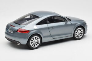 Audi TT 8J Kondorgrau Minichamps 1:18 5010500415 Druckguss — Bild 3 von 8