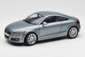 Audi TT 8J Kondorgrau Minichamps 1:18 5010500415 Druckguss