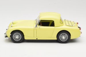 Austin-Healey Sprite Mk1 Gelb Revell 1:18 8835 Druckguss — Bild 4 von 8