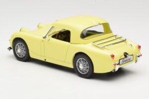 Austin-Healey Sprite Mk1 Gelb Revell 1:18 8835 Druckguss — Bild 7 von 8